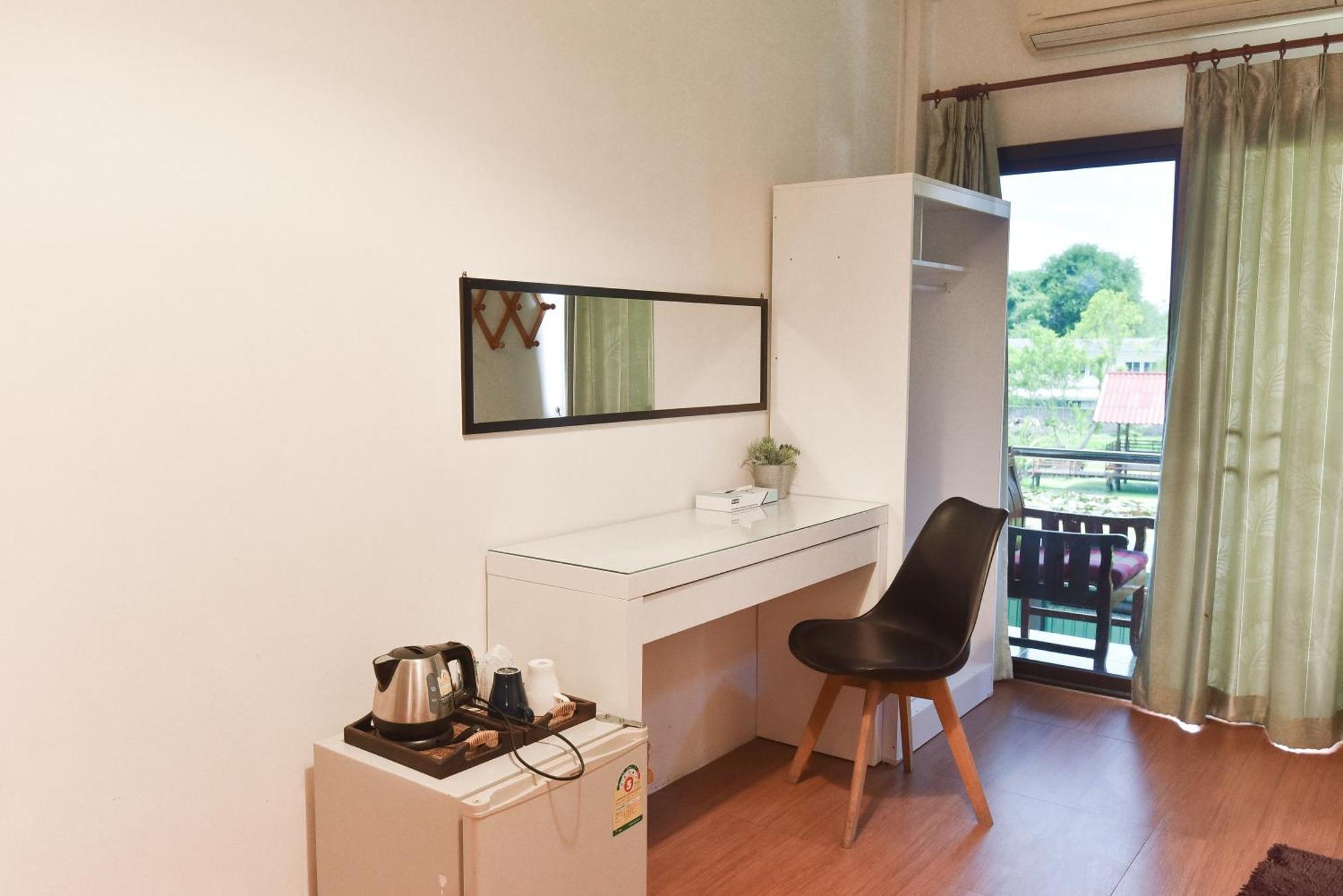 P.U. Inn Resort Ayutthaya Eksteriør billede